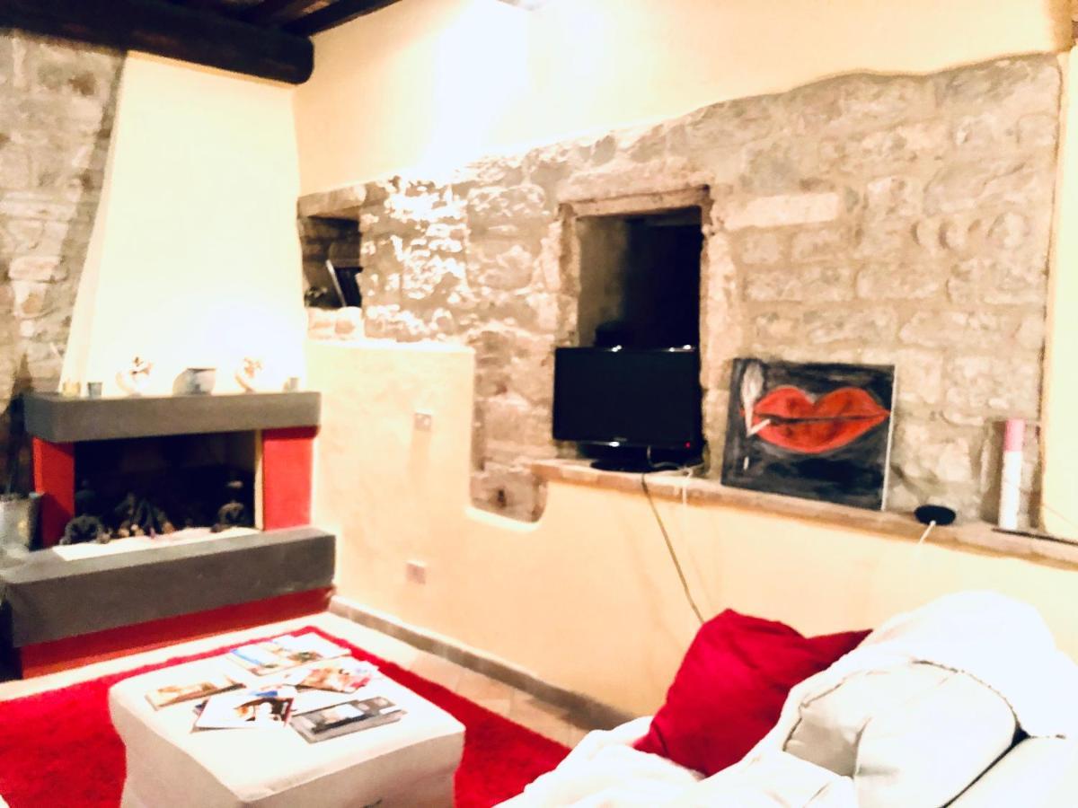 Da Patou Apartman Todi Kültér fotó